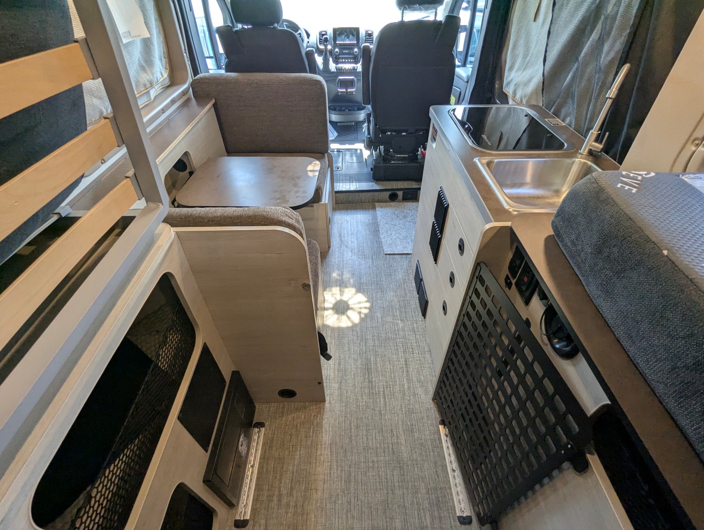 2026 Winnebago Solis Pocket 36A - Image 18