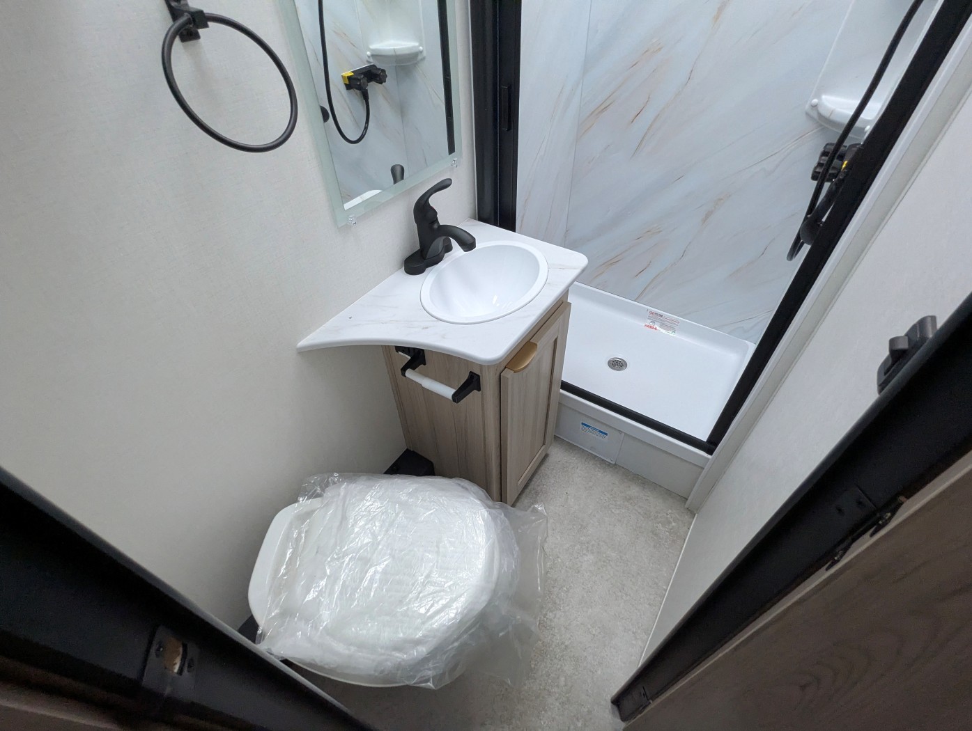 2026 Coachmen Cross Trail 22XG - 4X4 ATH - Image 25