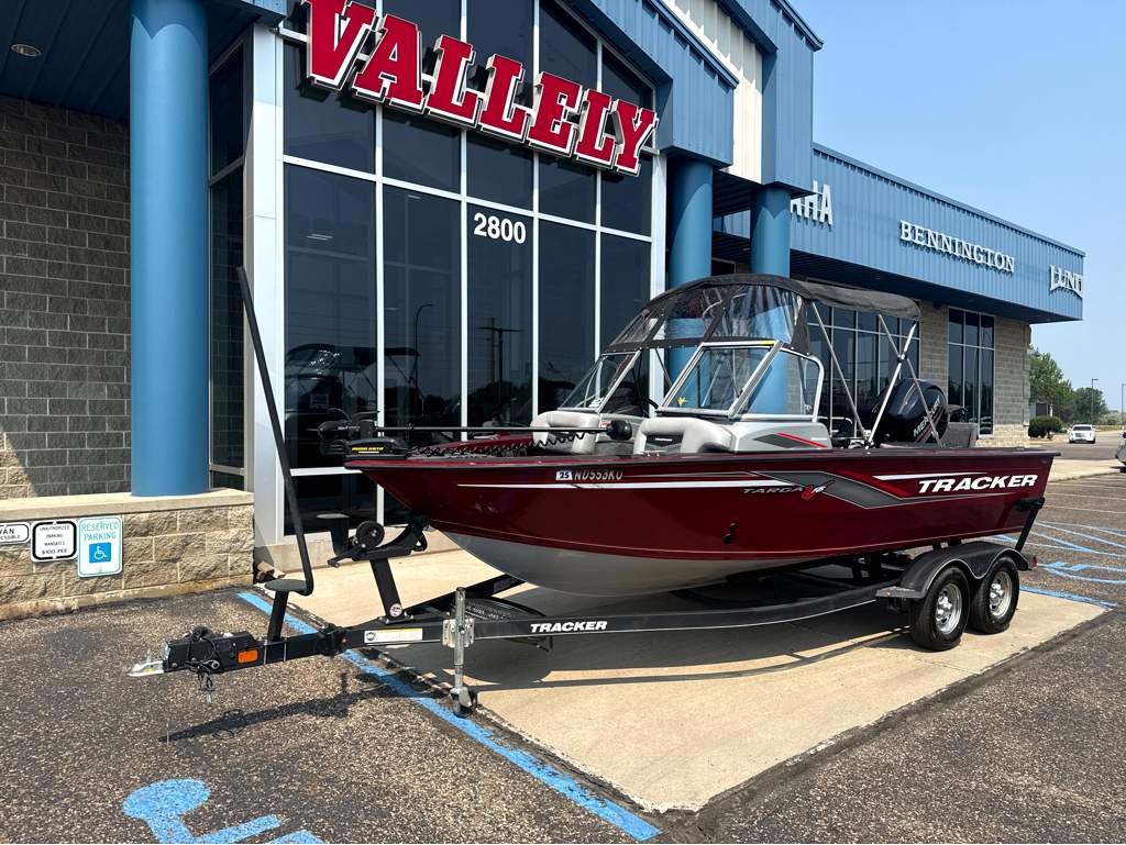 2018 Tracker Targa V18 - Image 2