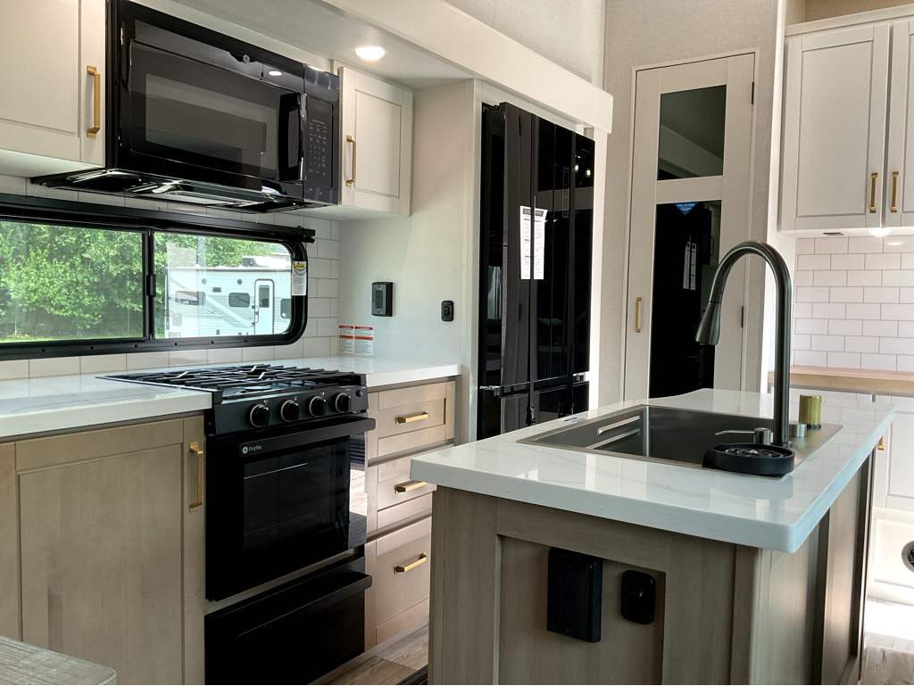 2026 JAYCO Eagle 360 DBOK - Image 8