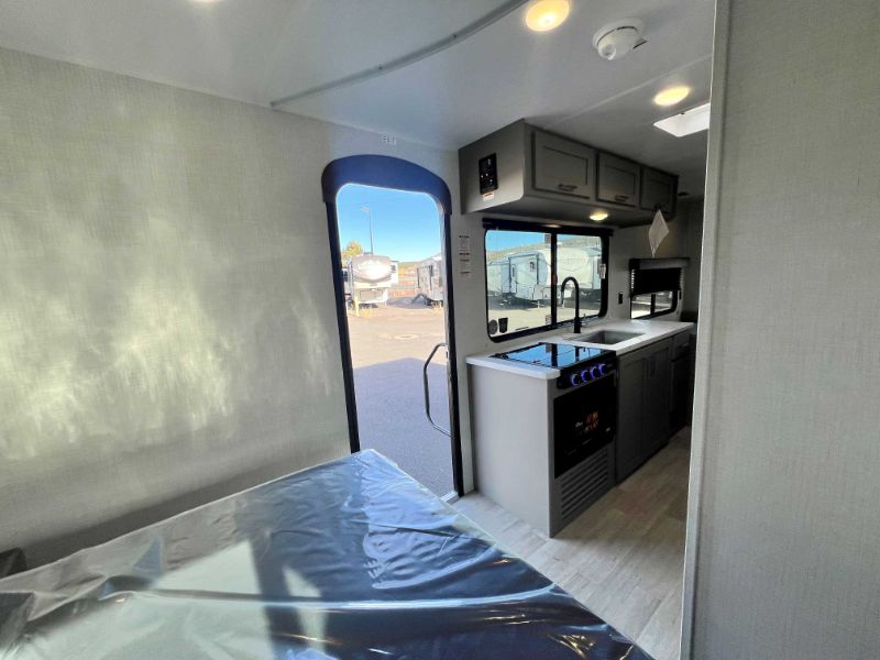 2026 Keystone Hideout Sport 200RL - Image 18