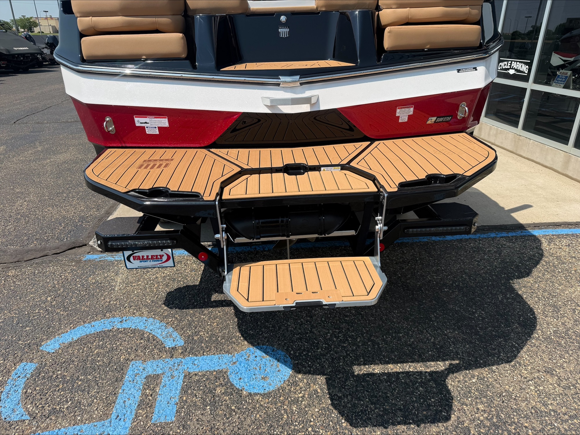 2027 MasterCraft XT24 - Image 6