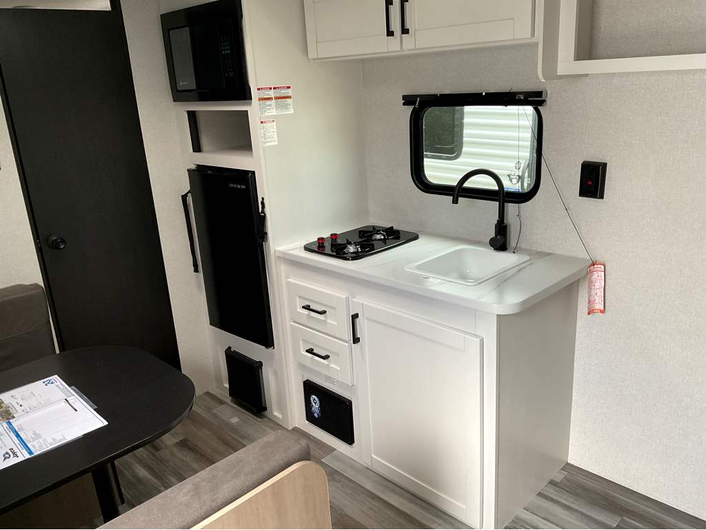 2026 JAYCO Jay Flight SLX 170 FQ - Image 18