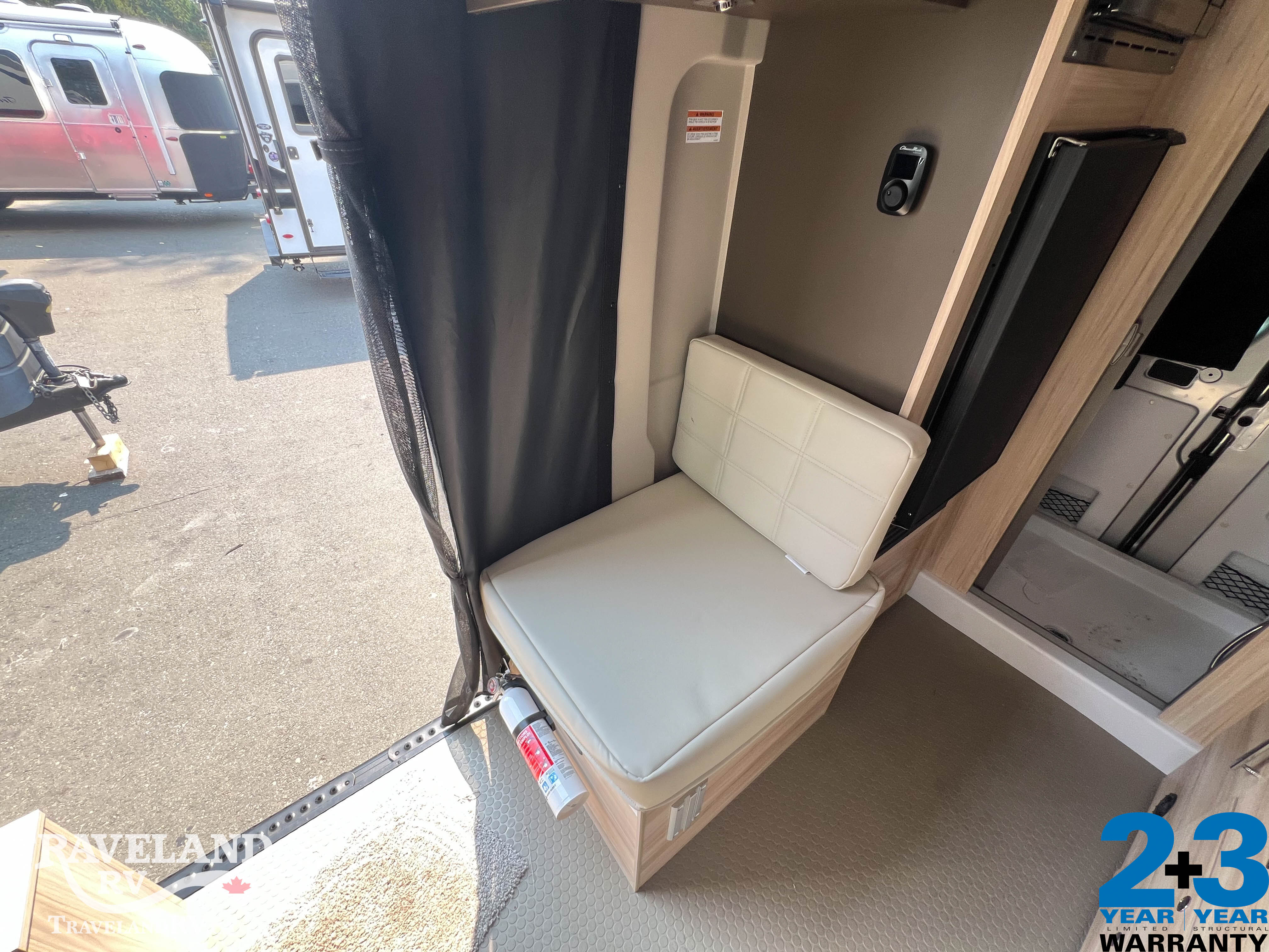 2027 Jayco Comet 18C - Image 13