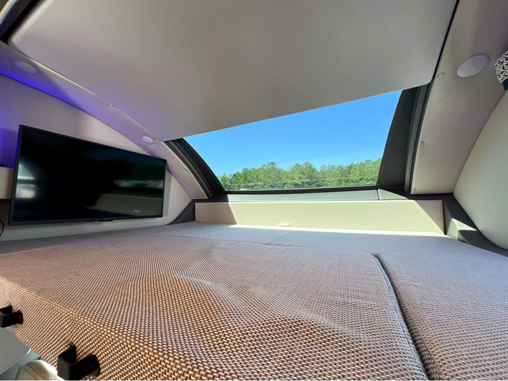 2022 THOR MOTOR COACH MAGNITUDE BT36 - Image 24