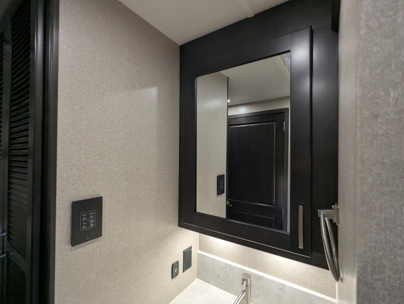 2022 Dynamax Corp DX3 34KD - Image 38