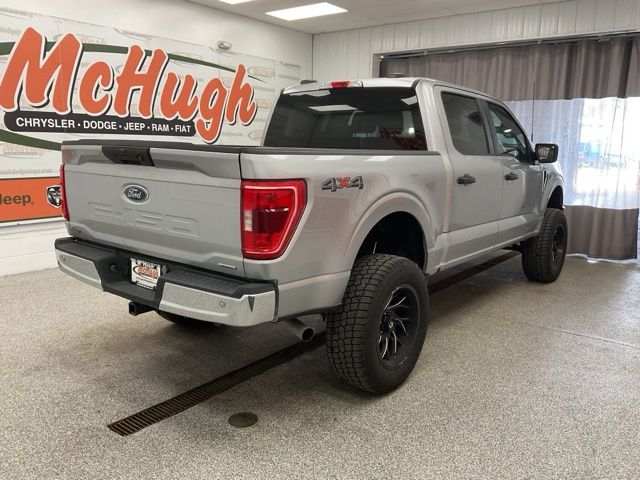 2023 Ford F-150 Crew Cab XLT 4WD - Image 4