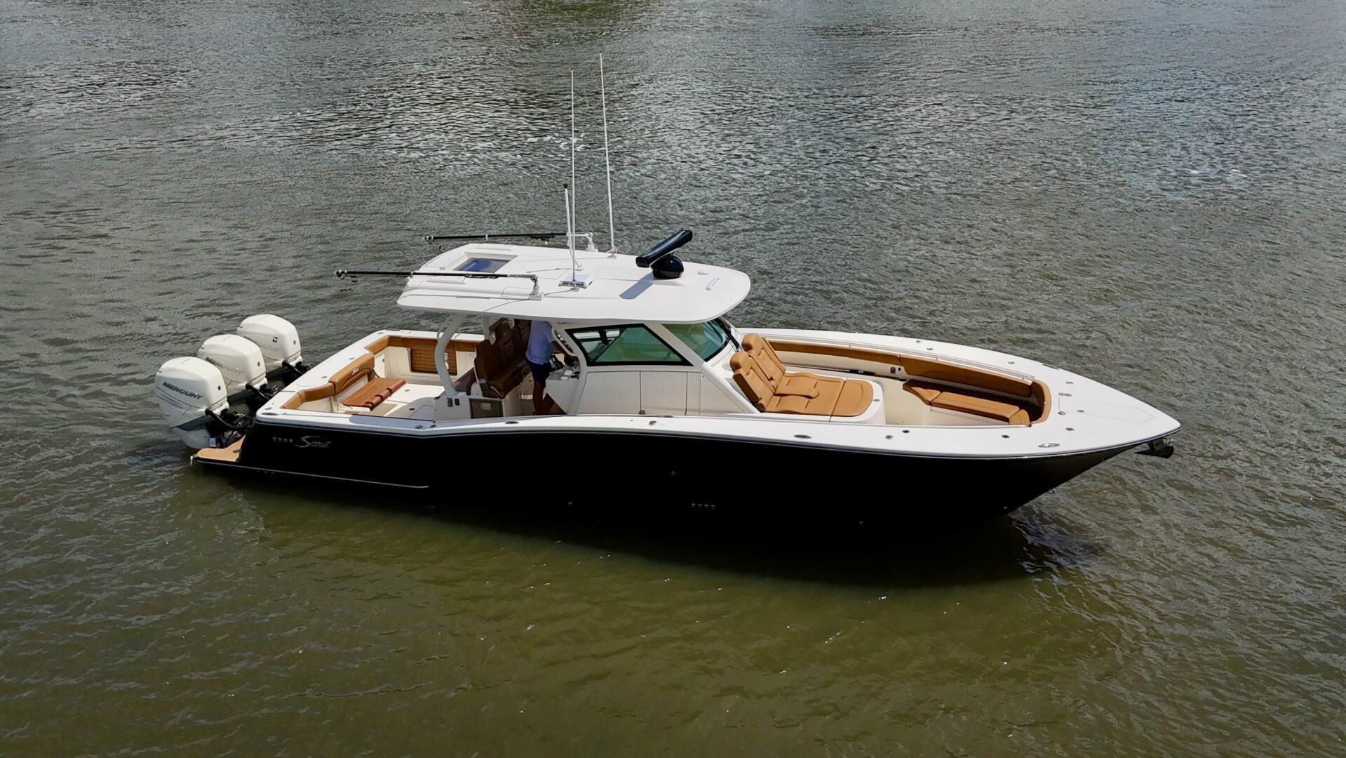 2020 Scout 380 LXF - Image 107