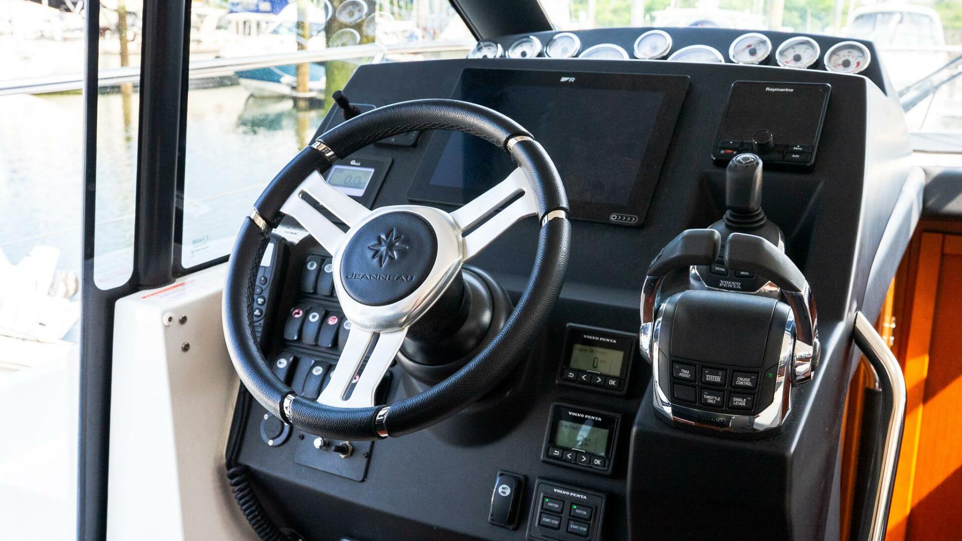 2018 Jeanneau NC 11 - Image 37