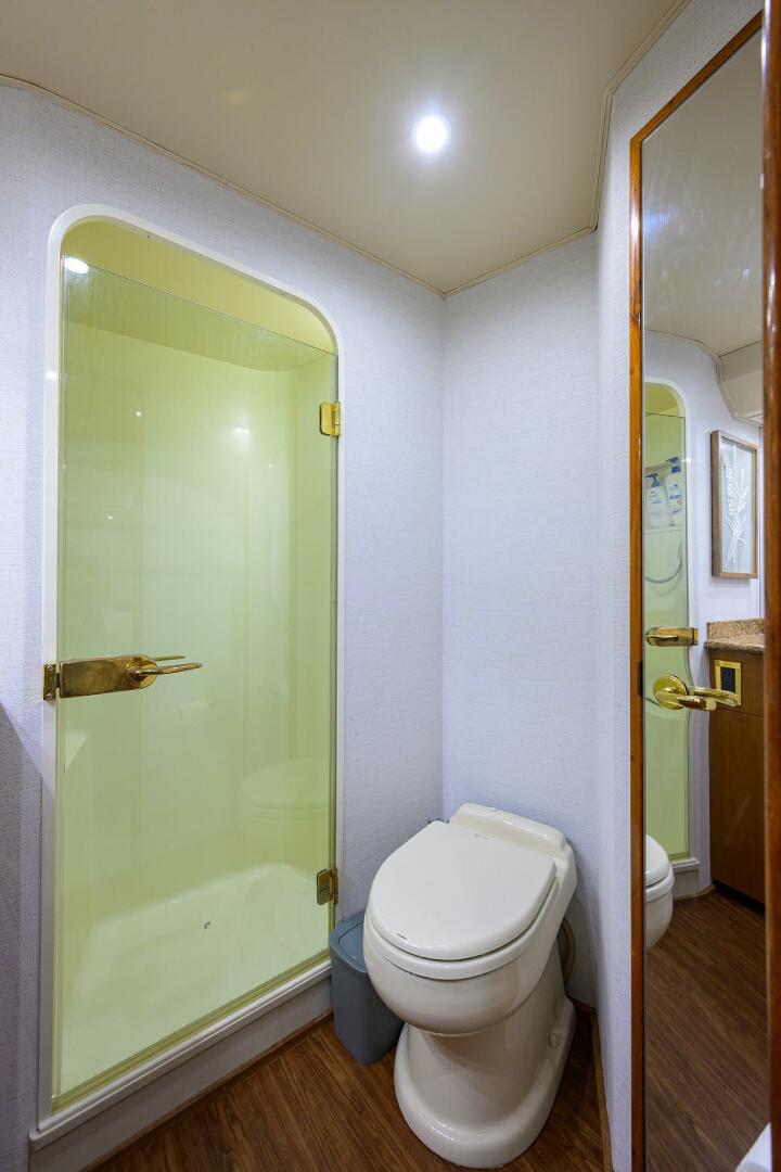 2004 Viking 56 Convertible - Image 54