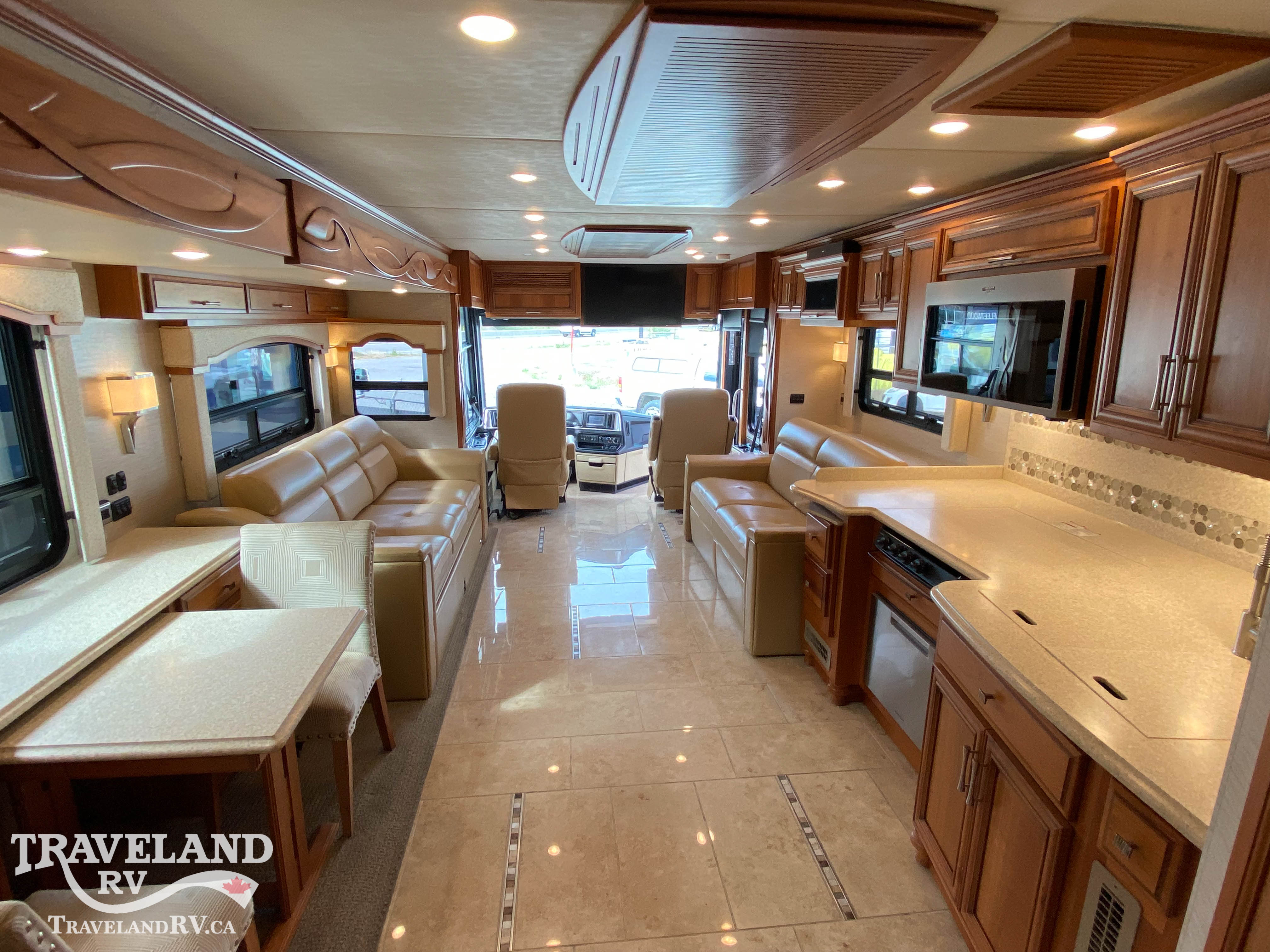 2018 Newmar Ventana 4037 - Image 3