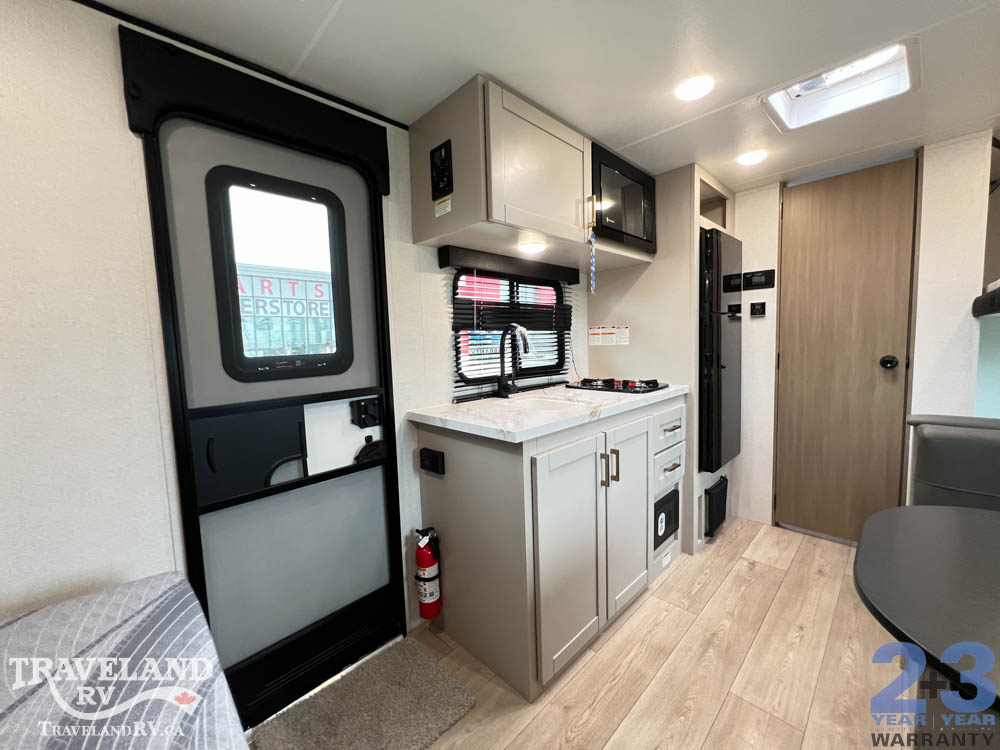 2027 Jayco Jay Feather Air SL 17BHSL - Image 17