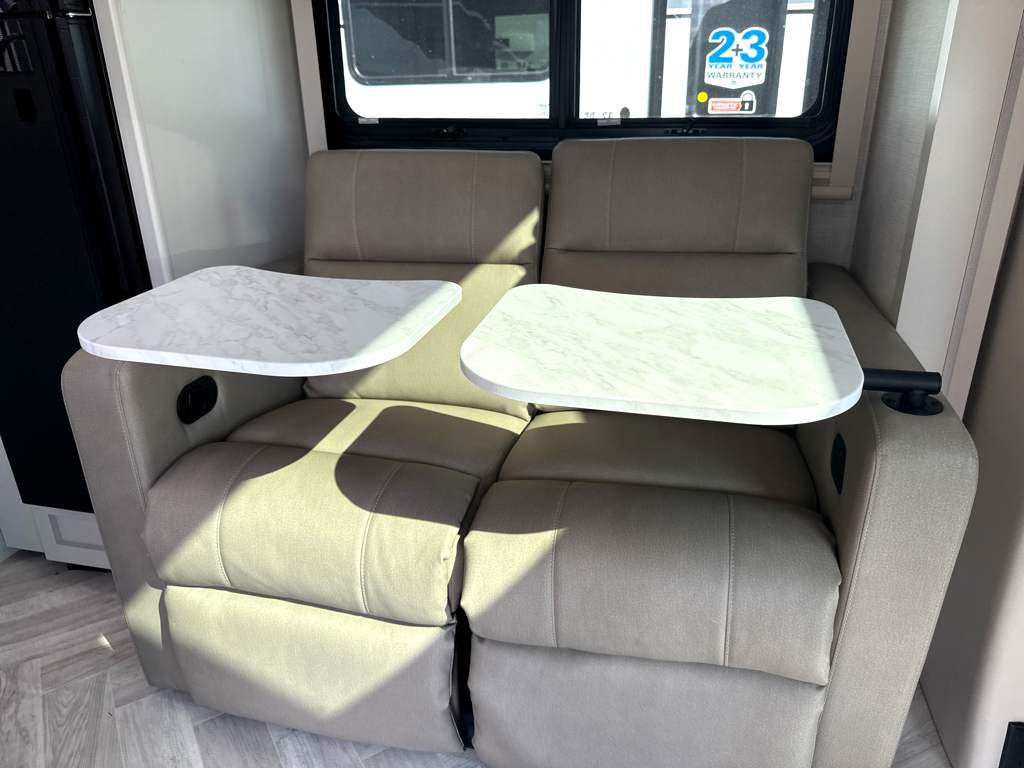2027 THOR MOTOR COACH TIBURON 24XL - Image 15