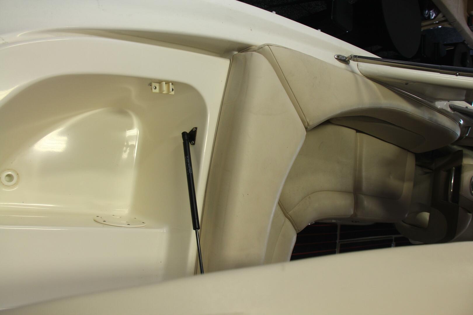 2006 Chaparral 256 SSi Base - Image 92