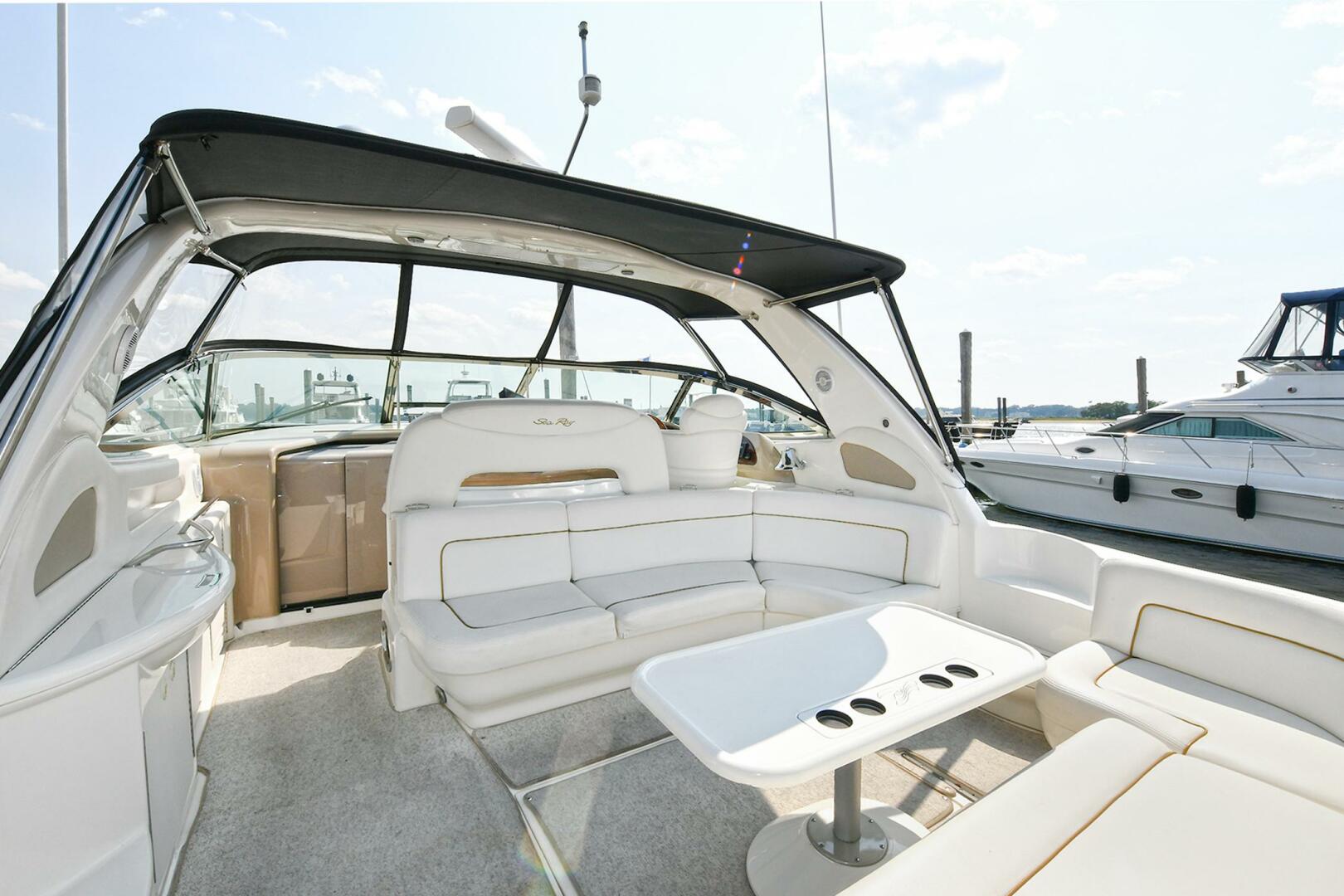 2000 Sea Ray 460 Sundancer - Image 10