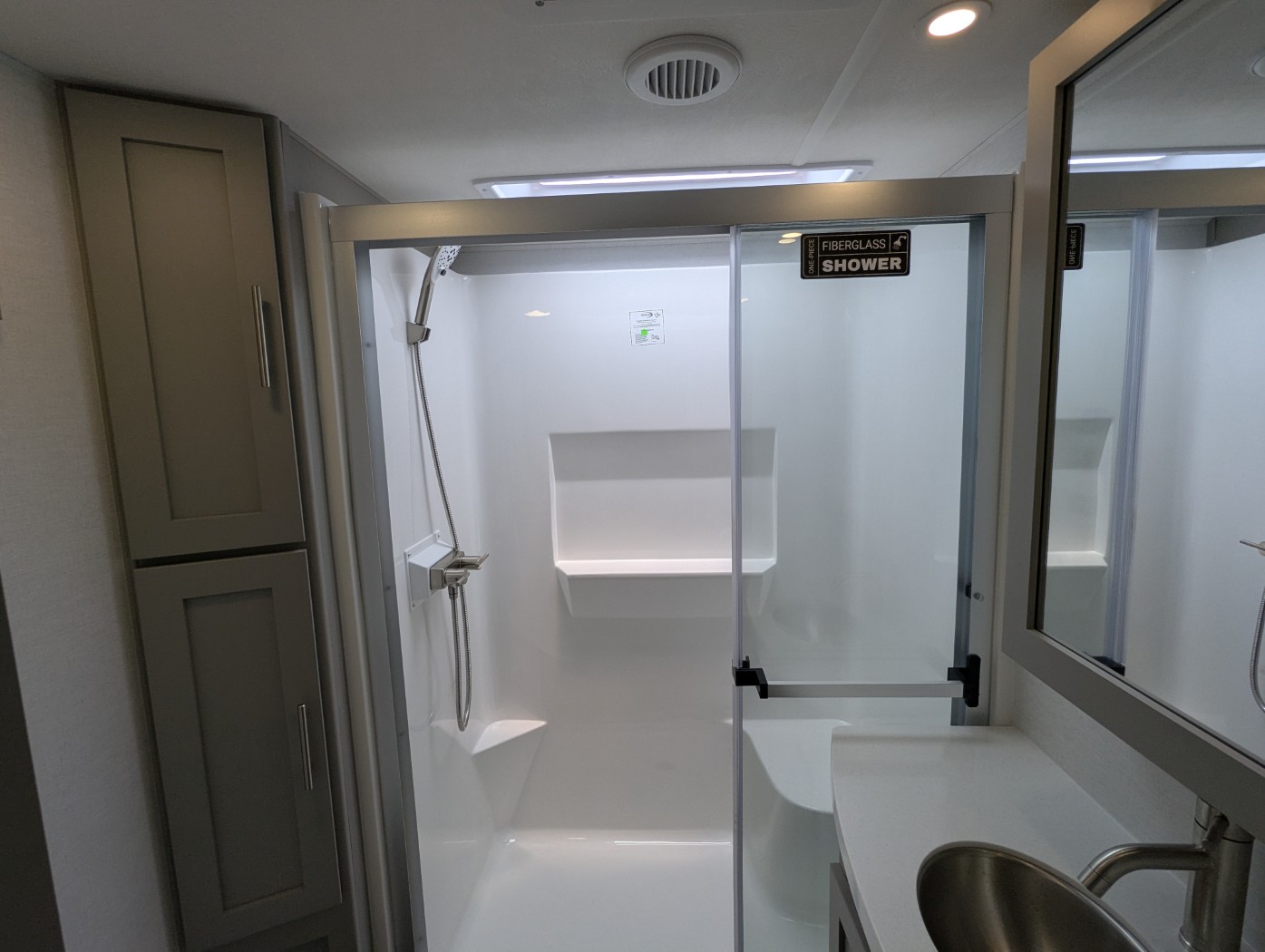2026 Alliance RV Avenue 32RLS - Image 12