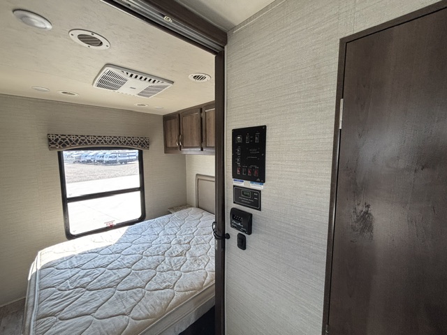 2018 Jayco Alante 31R - Image 31
