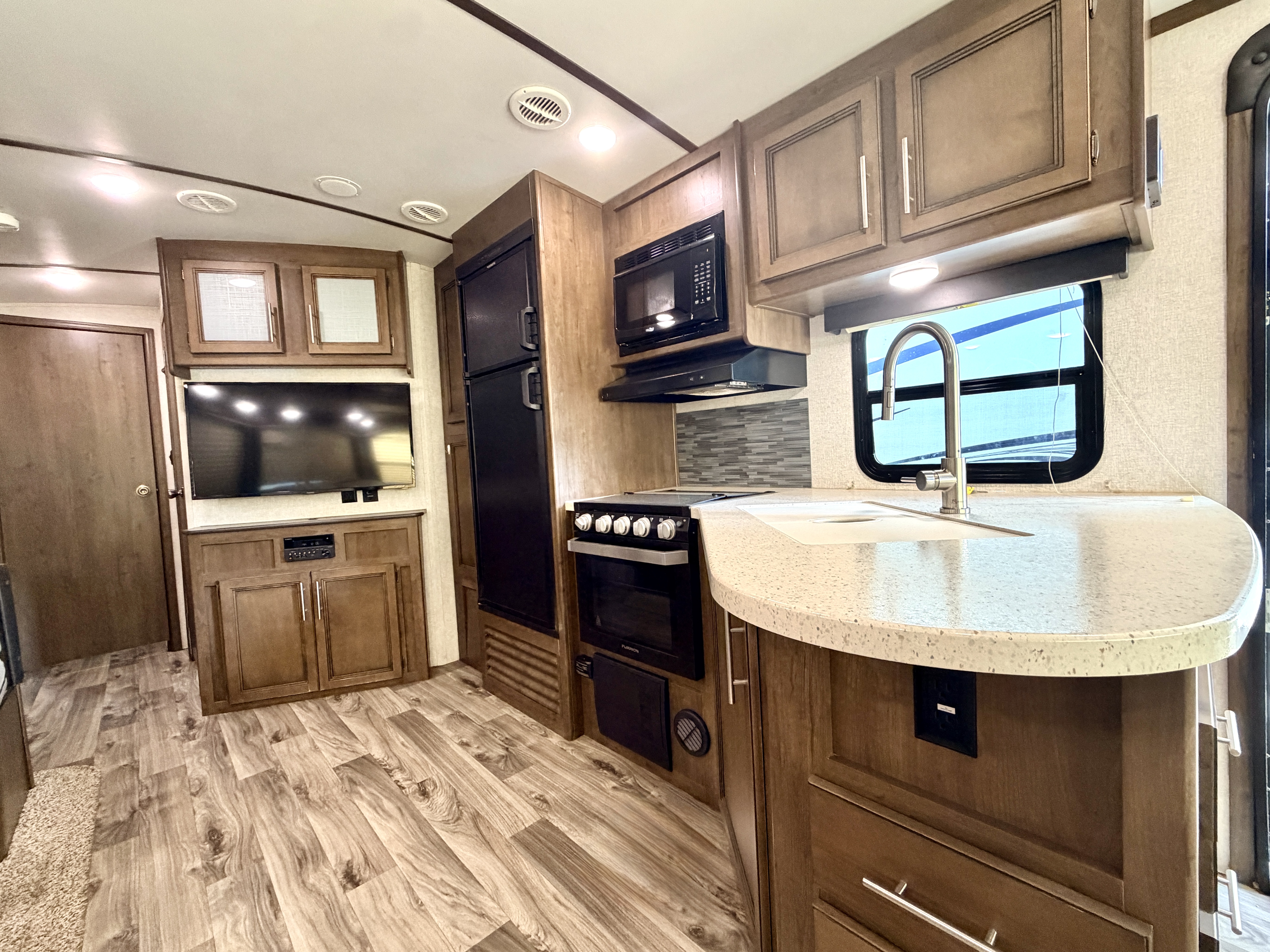 2020 Keystone COUGAR 27SAB - Image 9