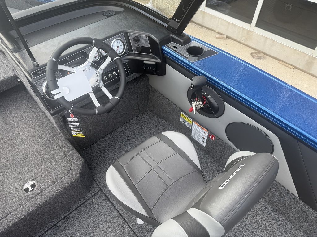 2026 Lund 1875 Crossover XS Sport - Image 17