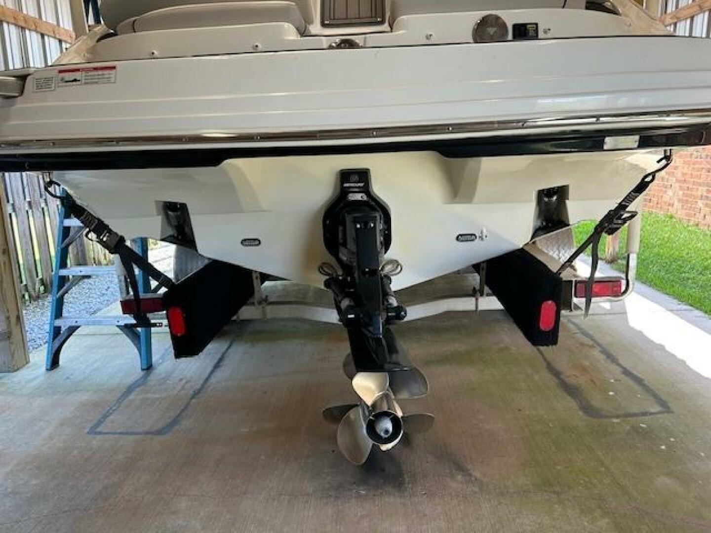 2018 Rinker 29QX - Image 5