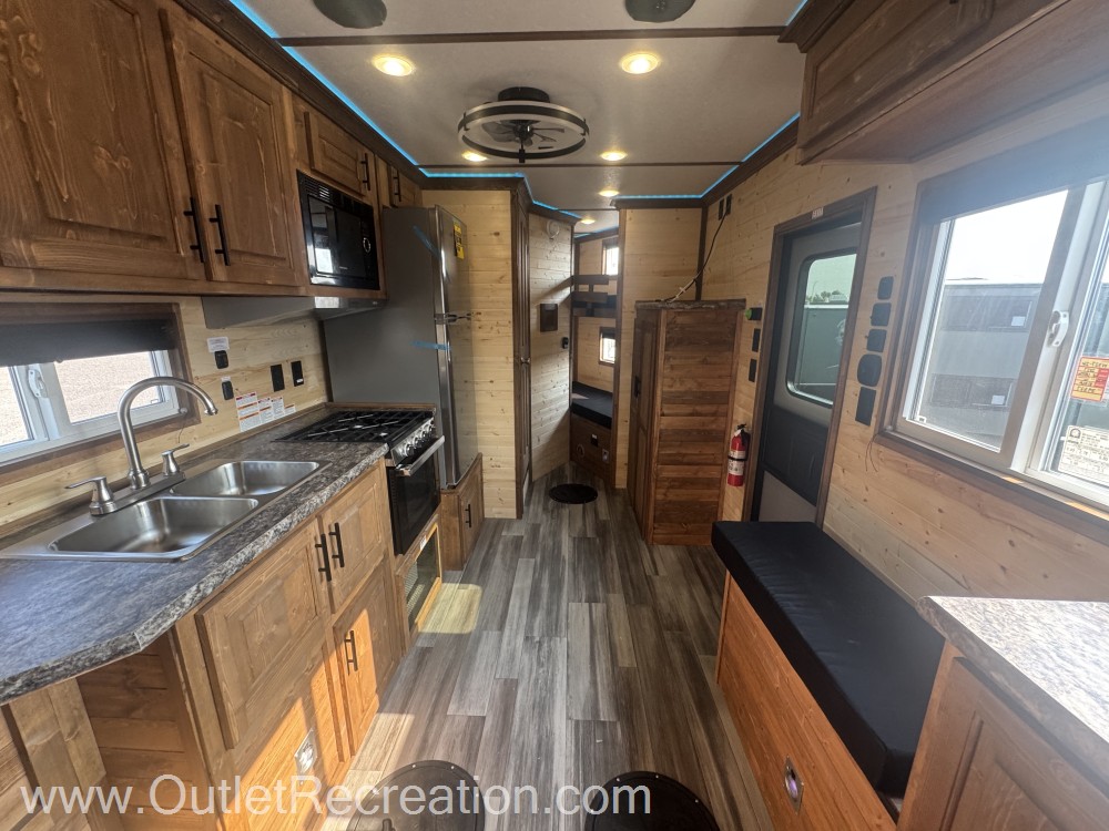 2027 ICE CASTLE RV EXTREME III 8X26 - Image 12