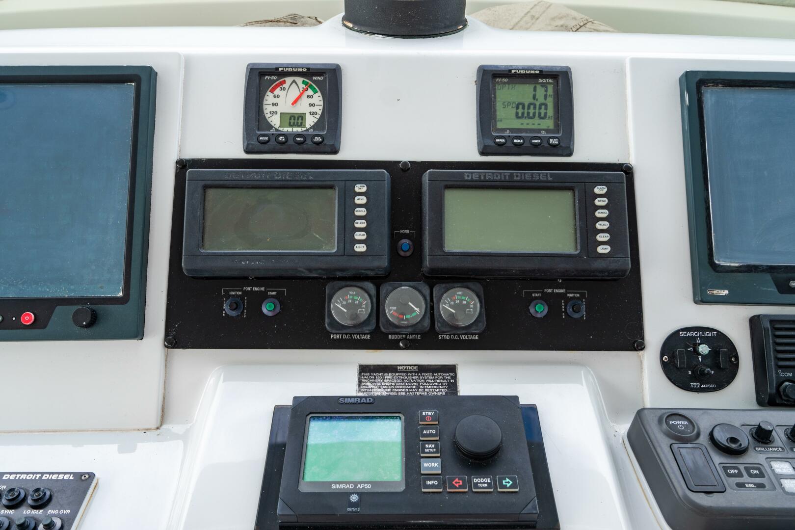 2001 Hatteras 100 Motor Yacht - Image 80