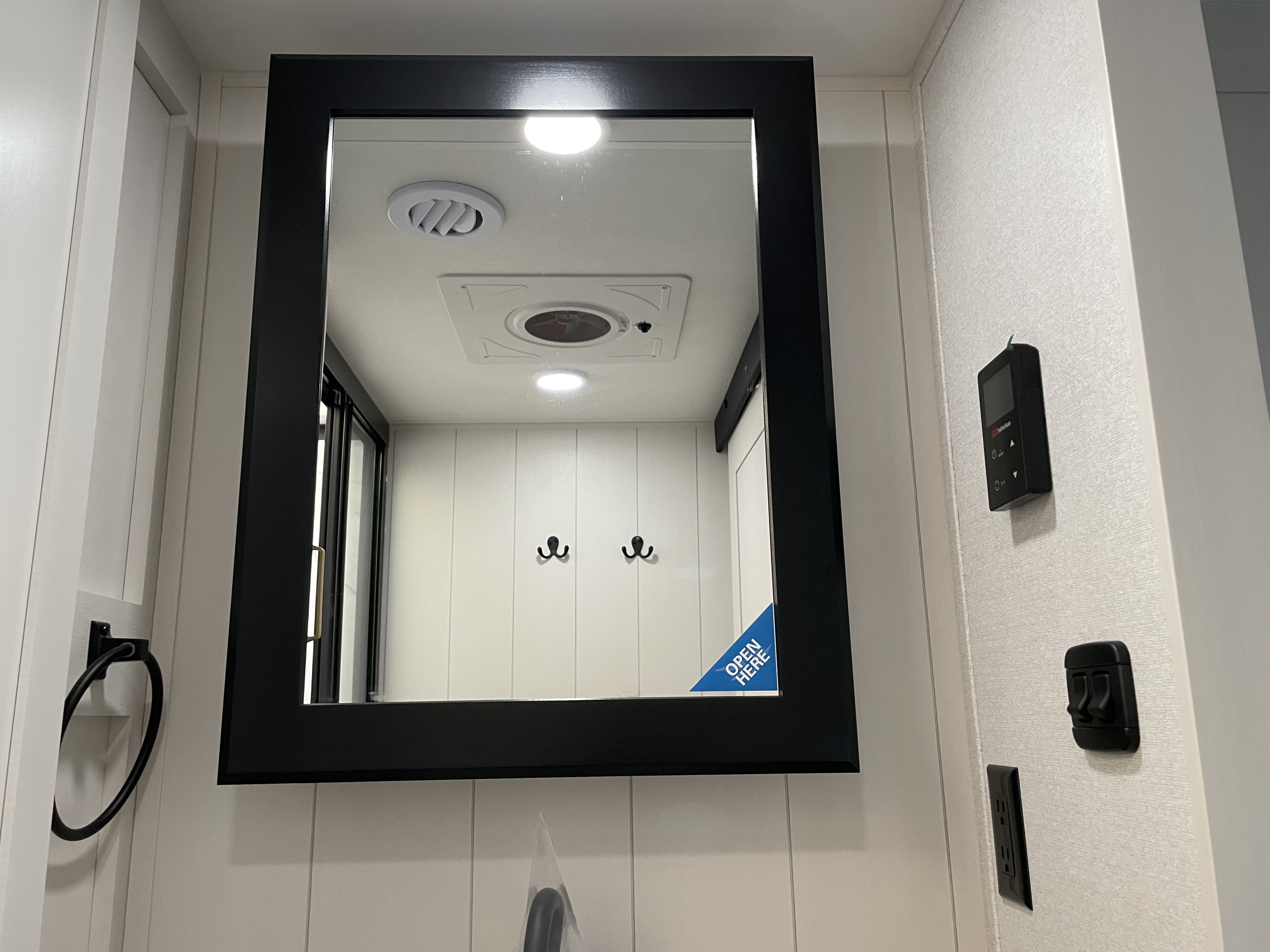 2027 Jayco Eagle 31QBH - Image 26