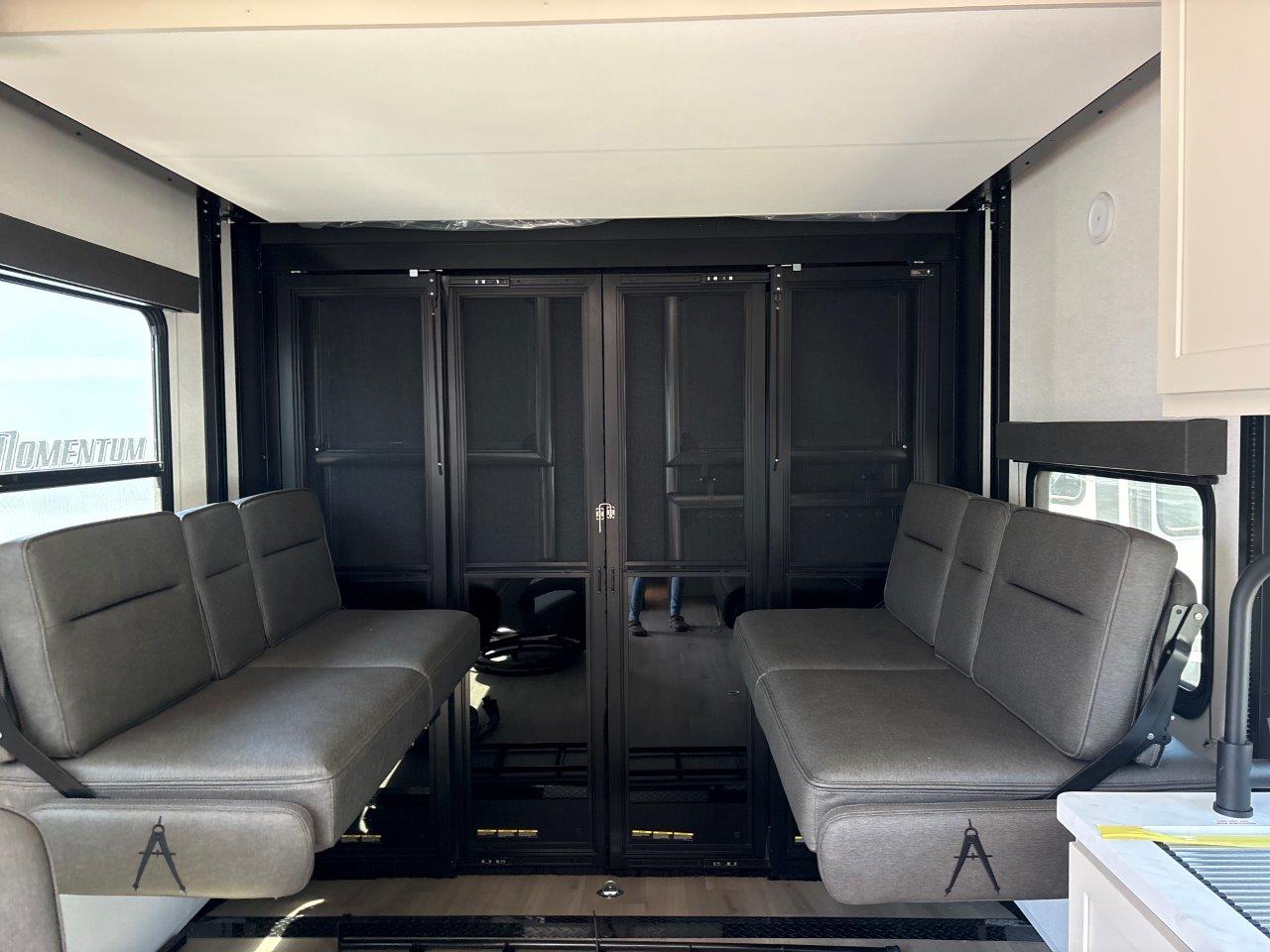 2026 Grand Design Momentum G-Class 21G - Image 8