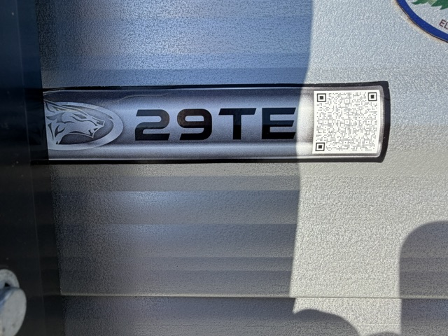 2022 CHEROKEE GREY WOLF 29TE - Image 2