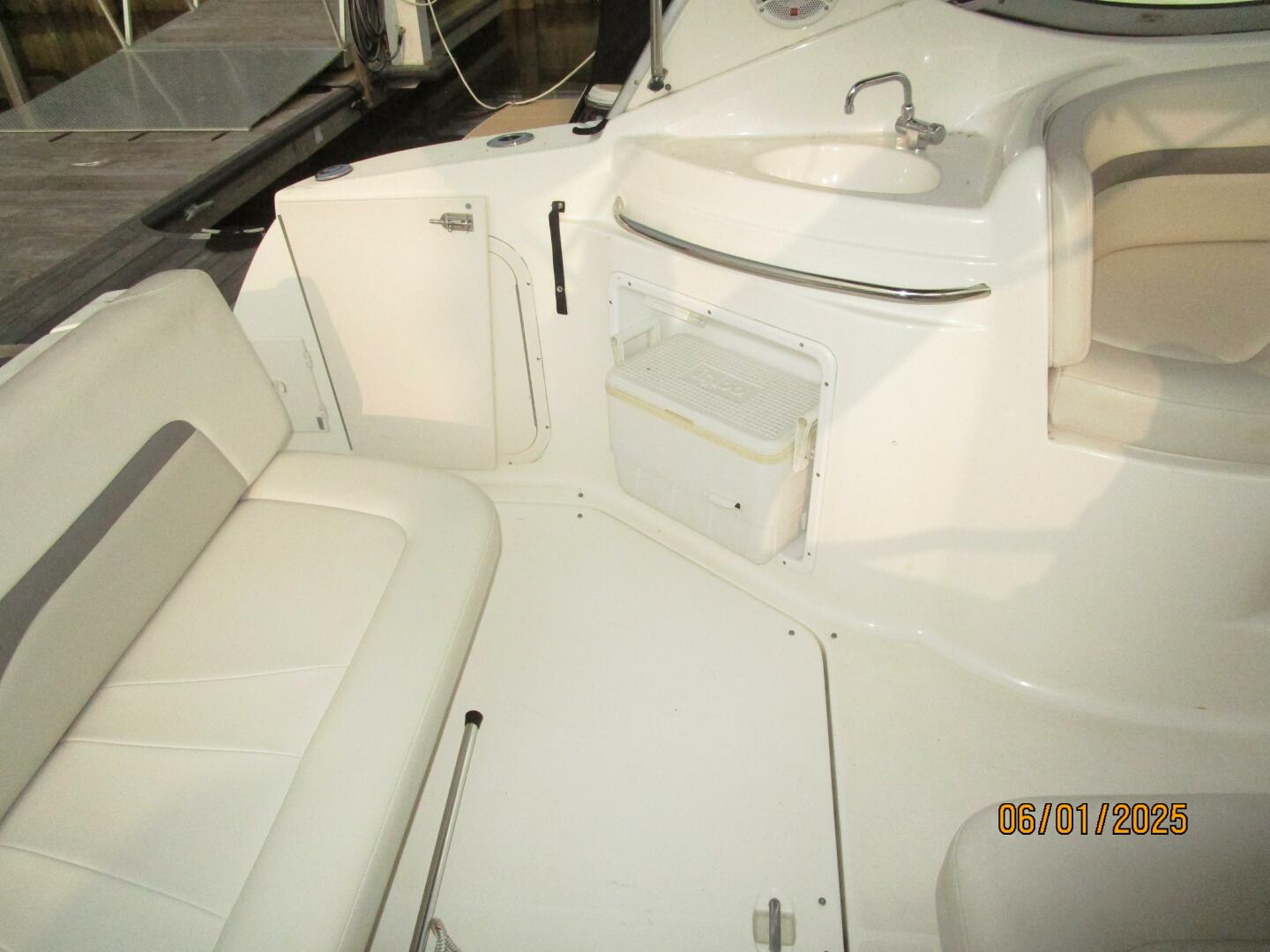 2006 Chaparral Signature 290 - Image 16