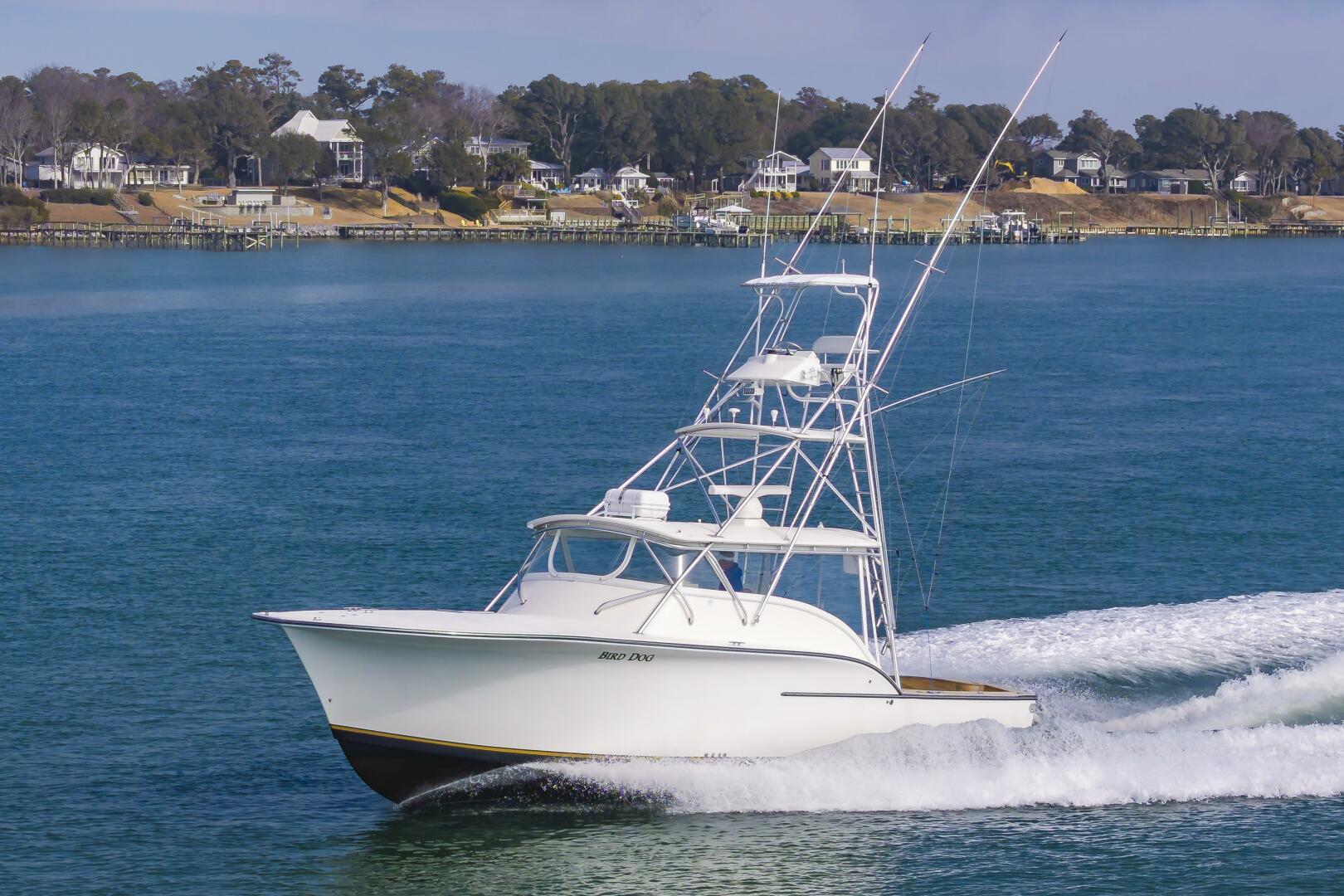 2003 Custom Carolina 40 Layton Express - Image 5