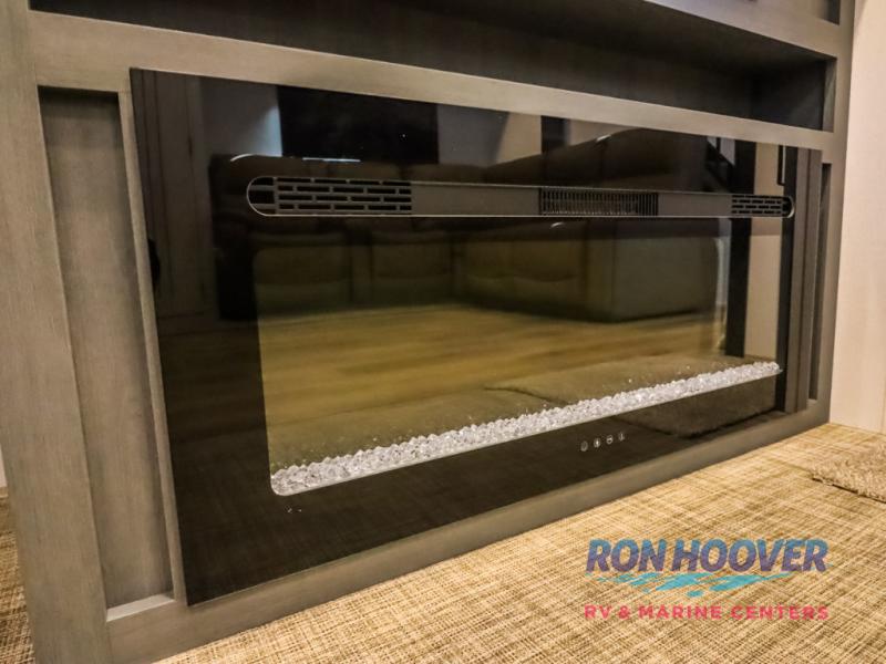 2026 PALOMINO PUMA 420LFT - Image 21