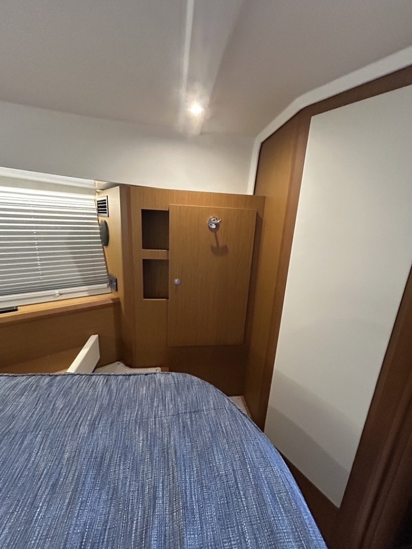 2022 Beneteau ST - Image 54