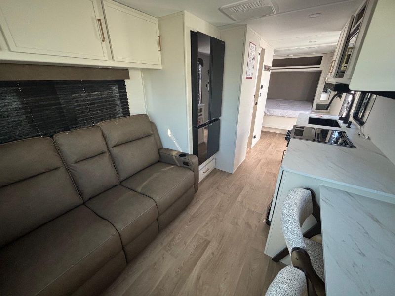 2026 Grand Design Transcend XPLOR 21RLX - Image 10