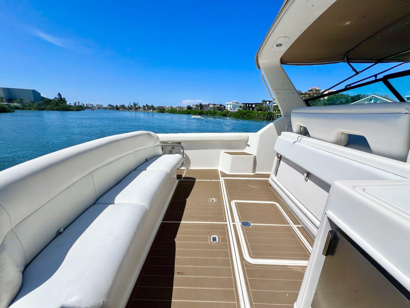1998 Tiara Yachts 3500 Express - Image 5