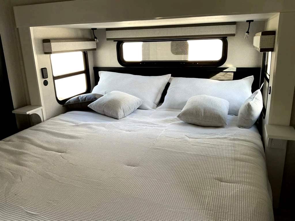 2026 JAYCO PINNACLE 39FLOK - Image 19