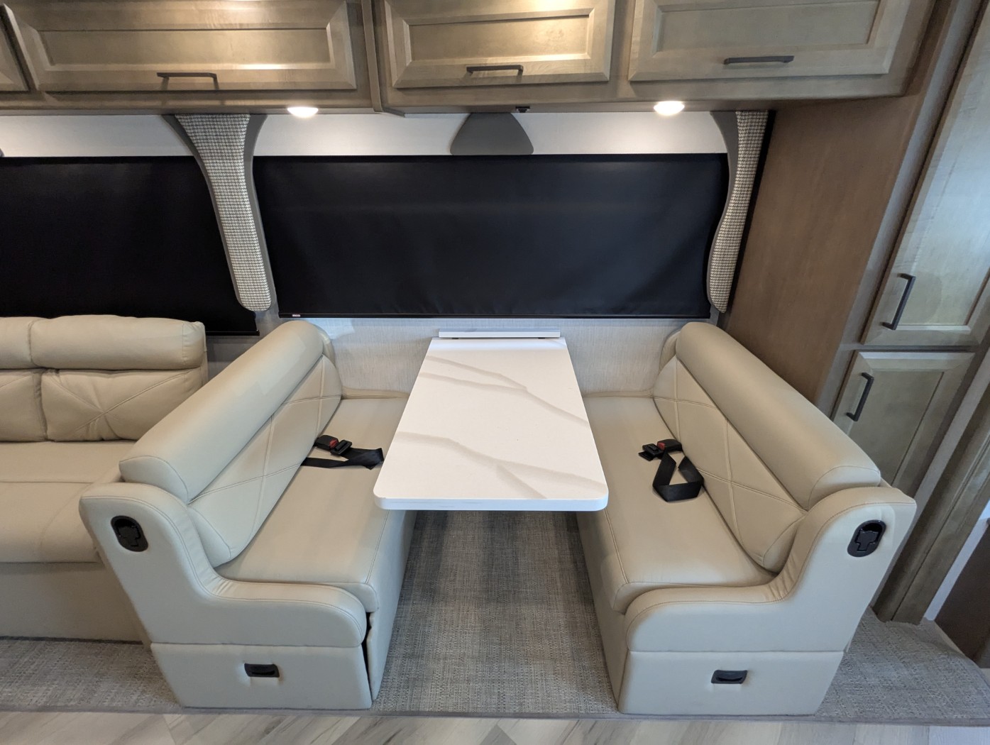 2026 Fleetwood Bounder 35K - Image 21