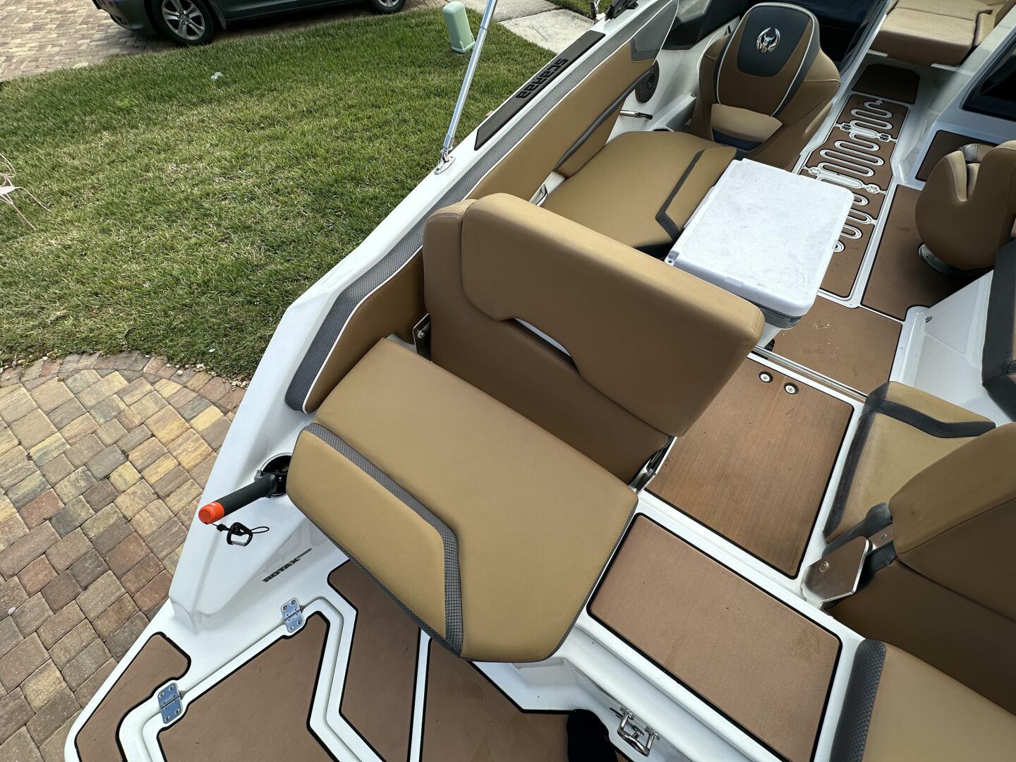 2021 Scarab 215 Base - Image 46
