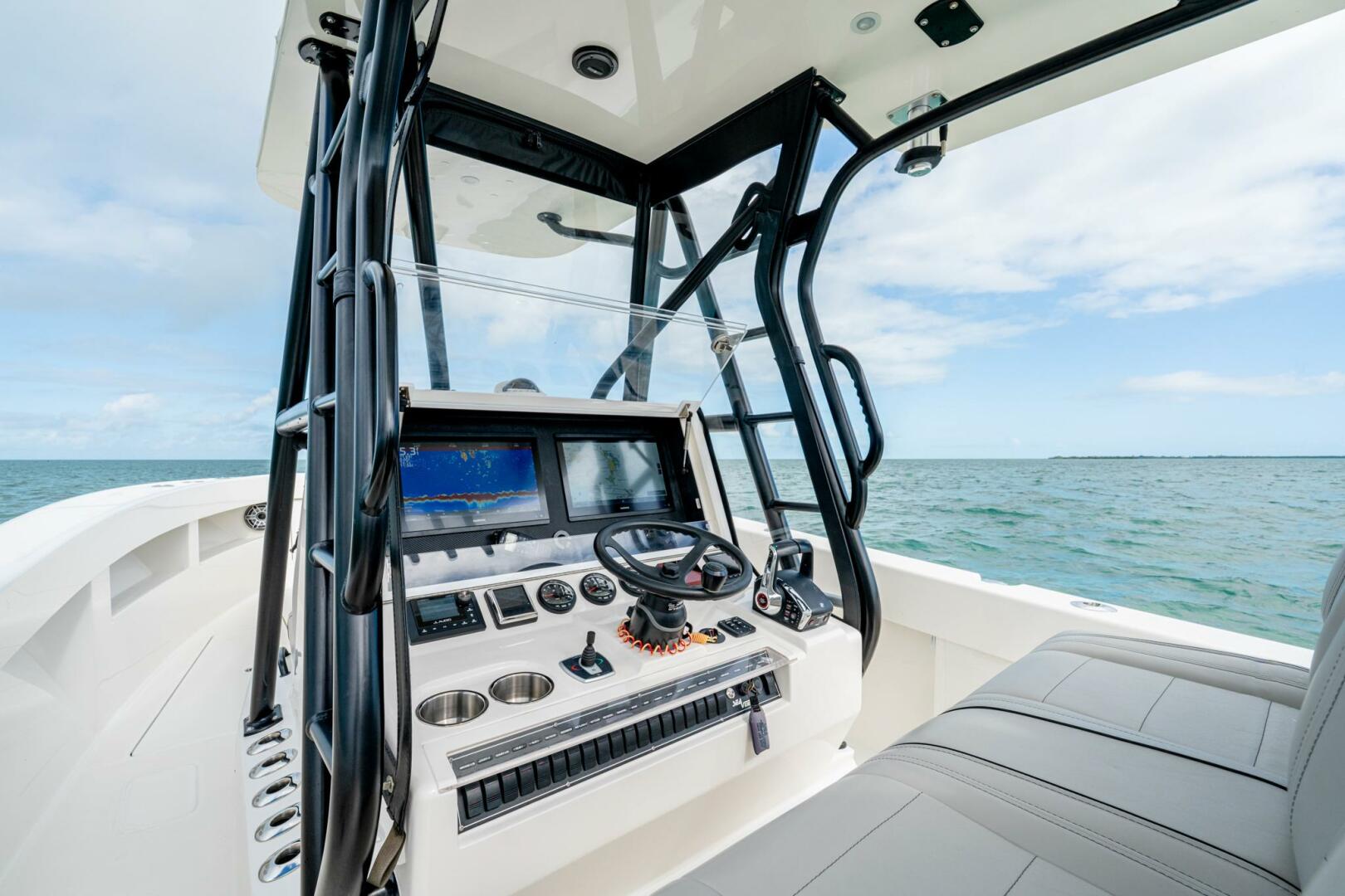 2024 SeaVee 322z - Image 31