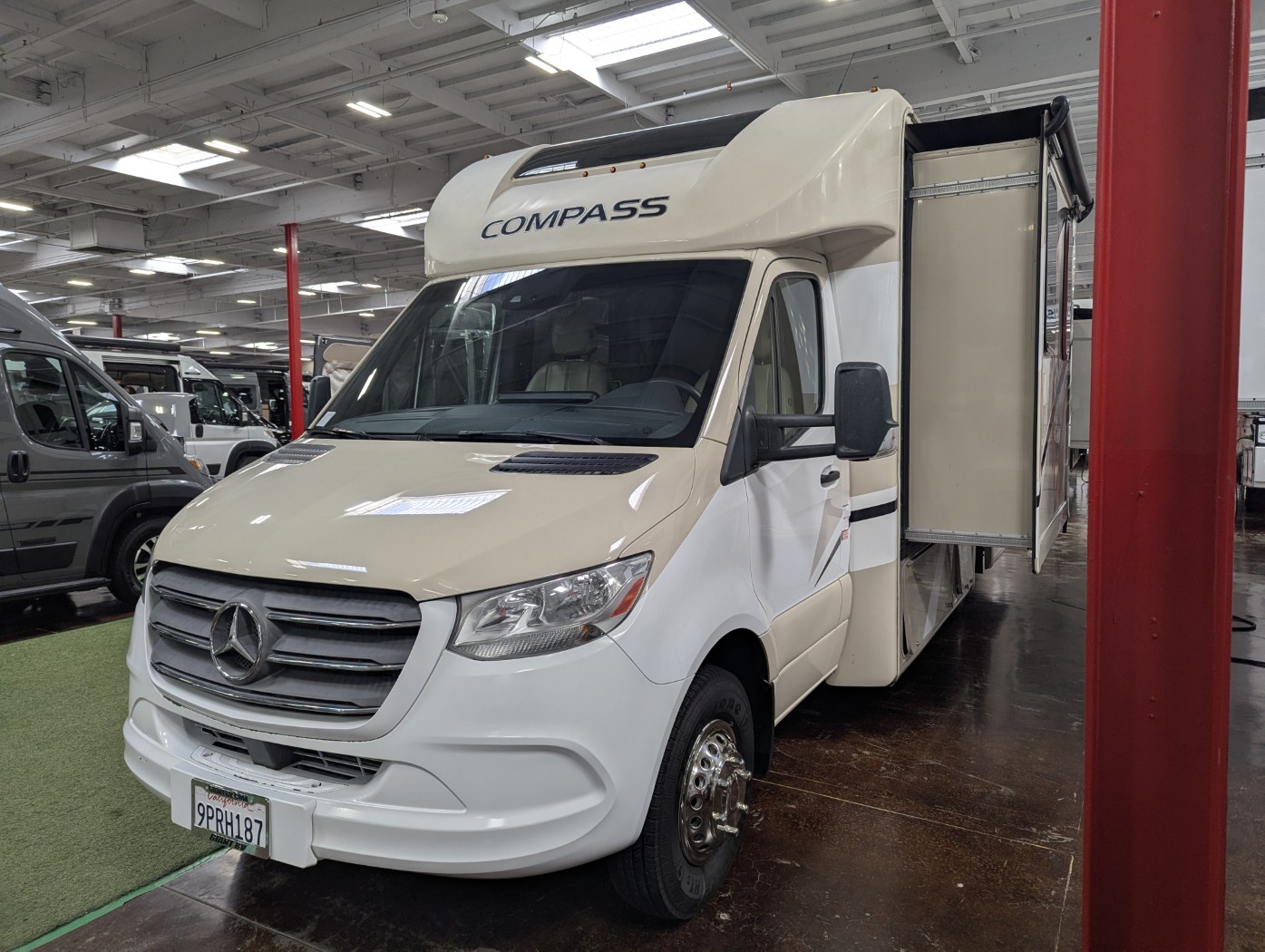 2020 Thor Motor Coach Compass RUV 24SX - Image 4