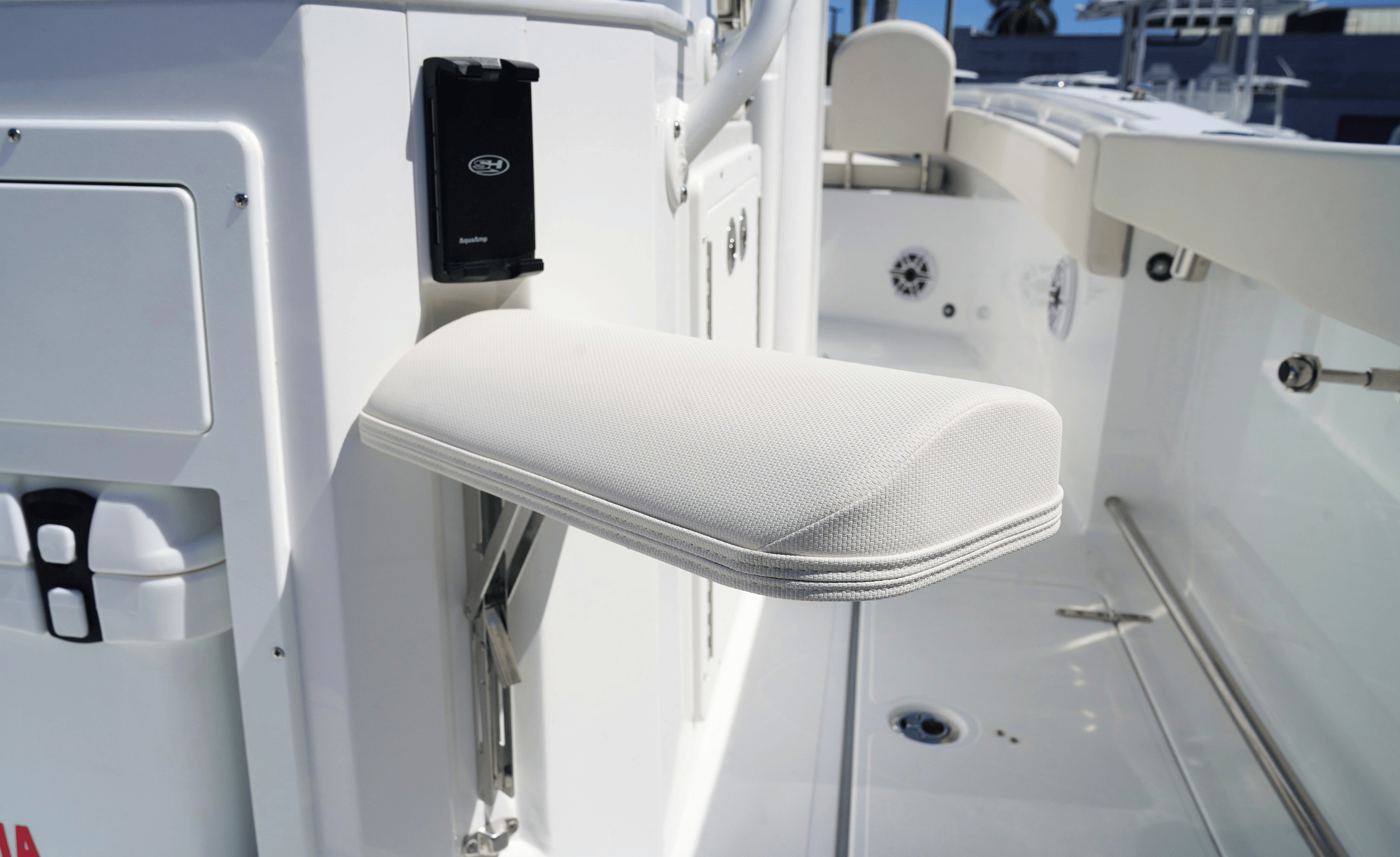 2027 SEA HUNT ULTRA 265SE - Image 17