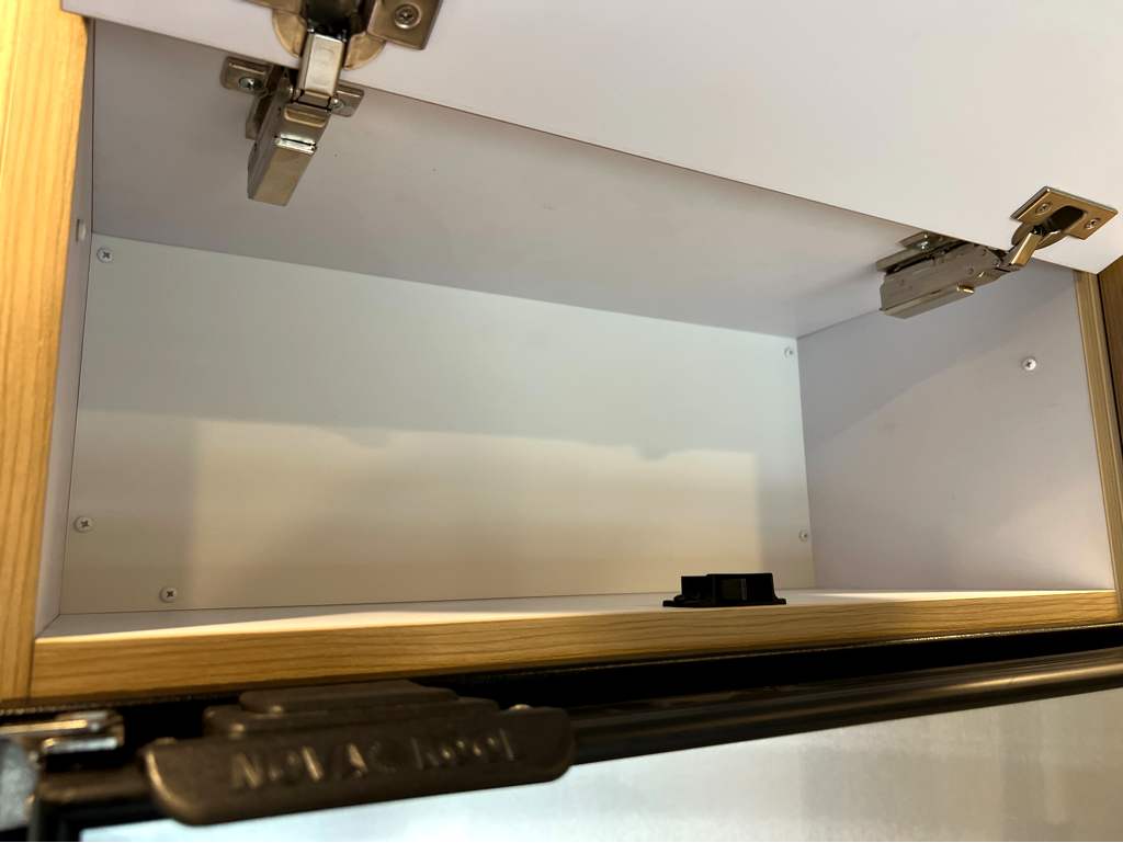 2027 AIRSTREAM FLYING CLOUD 23FBT - Image 15
