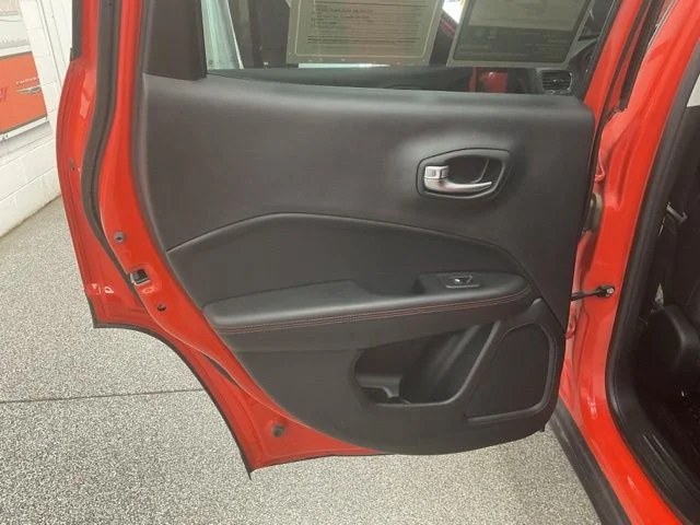 2019 Jeep Compass-4 Cyl. Utility 4D Trailhawk 4WD - Image 18