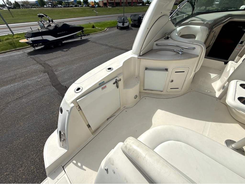 2006 Sea Ray 320 Sundancer - Image 7