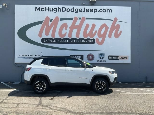 2025 Jeep Compass Trailhawk 4x4 - Image 4