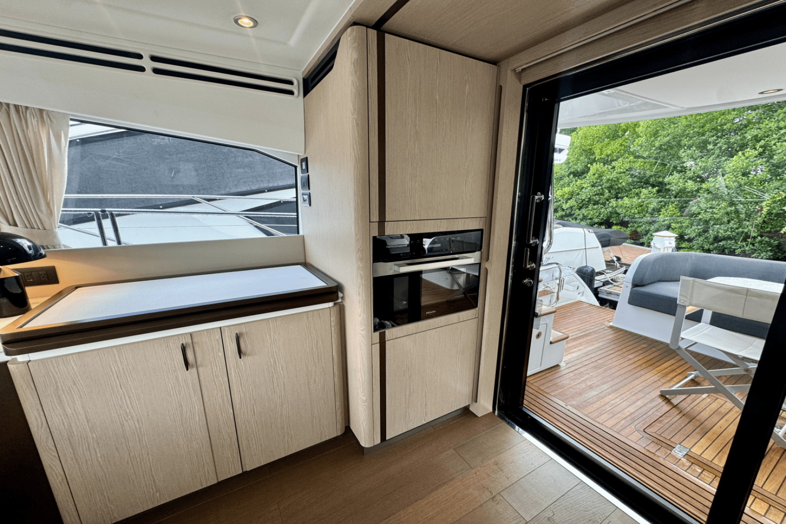 2023 Azimut Azimut 53 FLY Base - Image 16