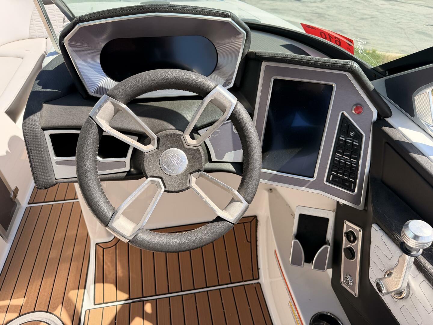 2021 Mastercraft X24 - Image 6
