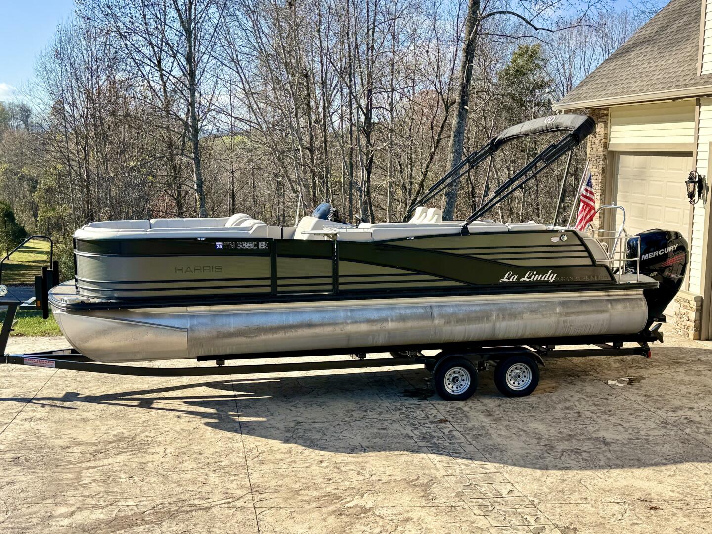 2016 Harris Grand Mariner 250 SLEC Tritoon - Image 14