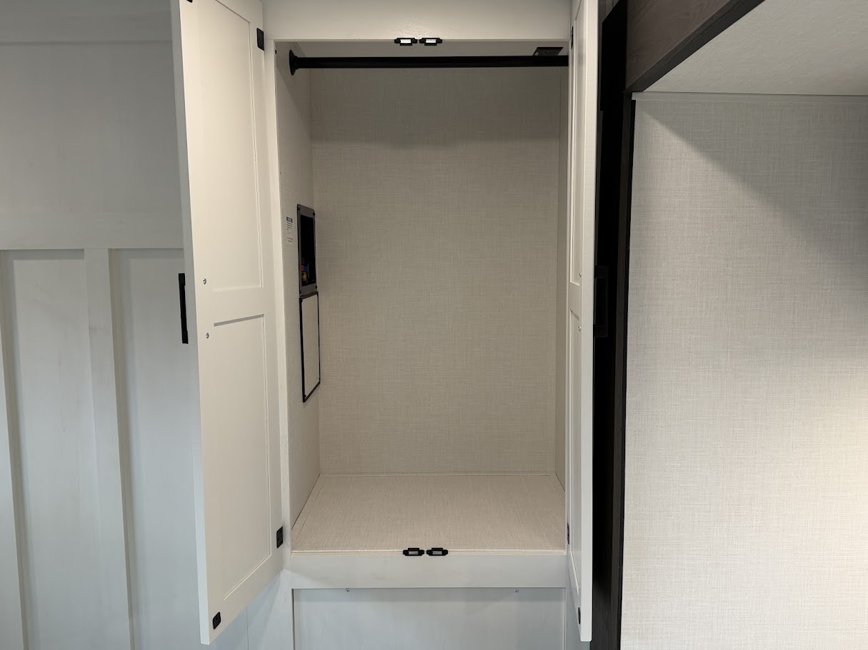 2026 VENTURE RV SPORTTREK 343VIK - Image 57