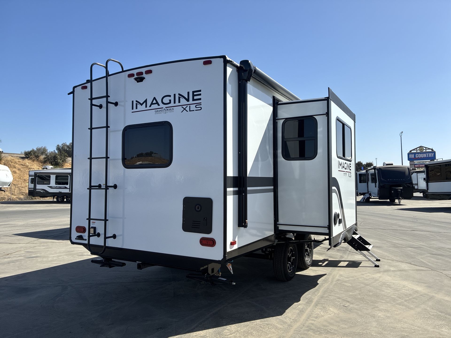 2027 Grand Design Imagine XLS 22RBE - Image 8